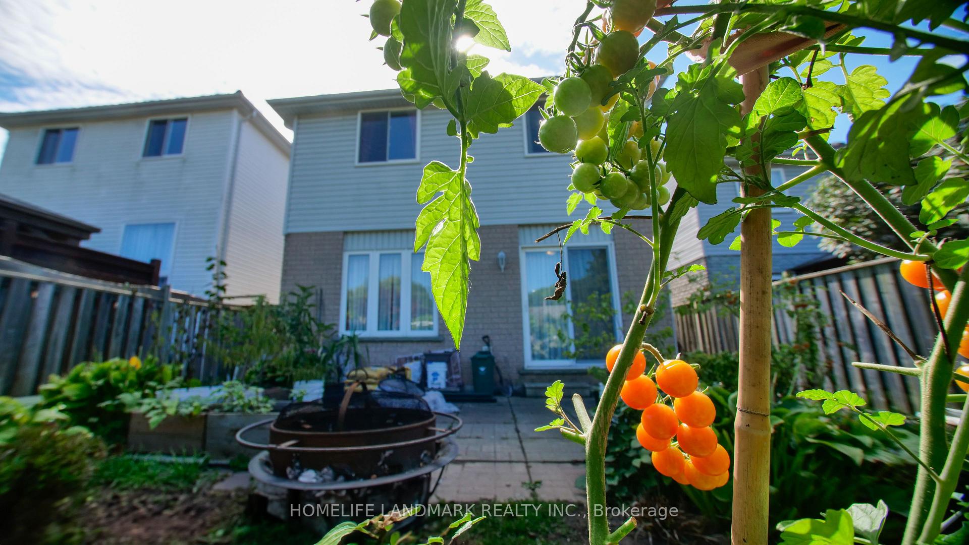 Photo 35 of 136 Hay Crescent, Cambridge — HOMEH