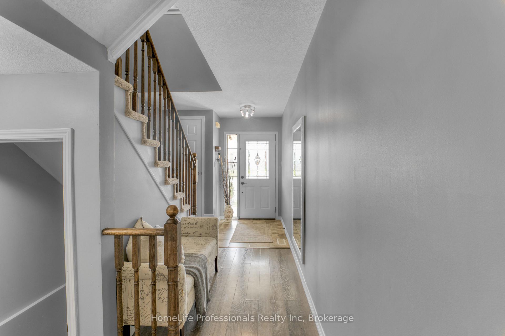 Photo 8 of 186 Whitwell Way, Hamilton, Binbrook — HOMEH