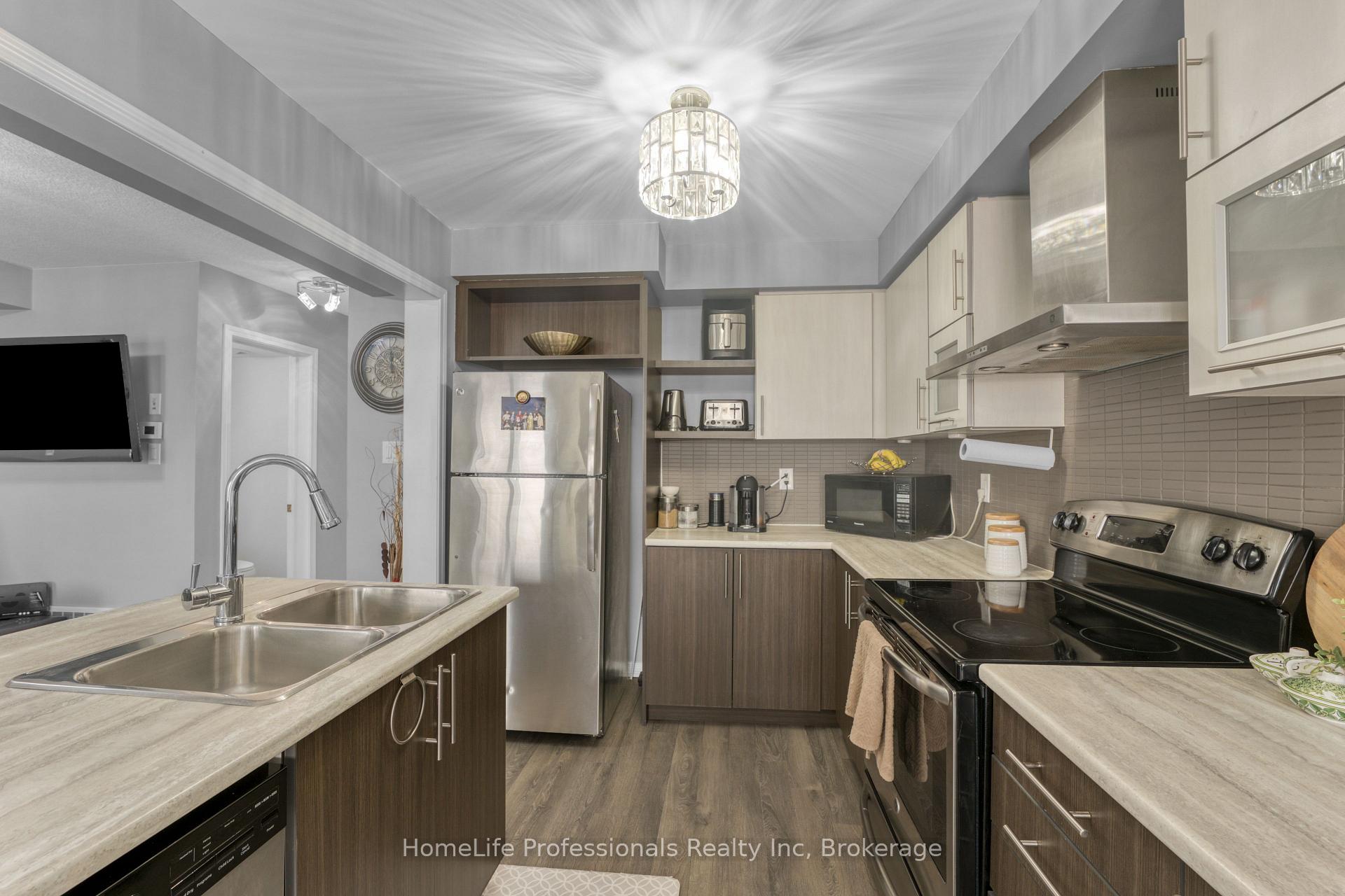 Photo 17 of 186 Whitwell Way, Hamilton, Binbrook — HOMEH