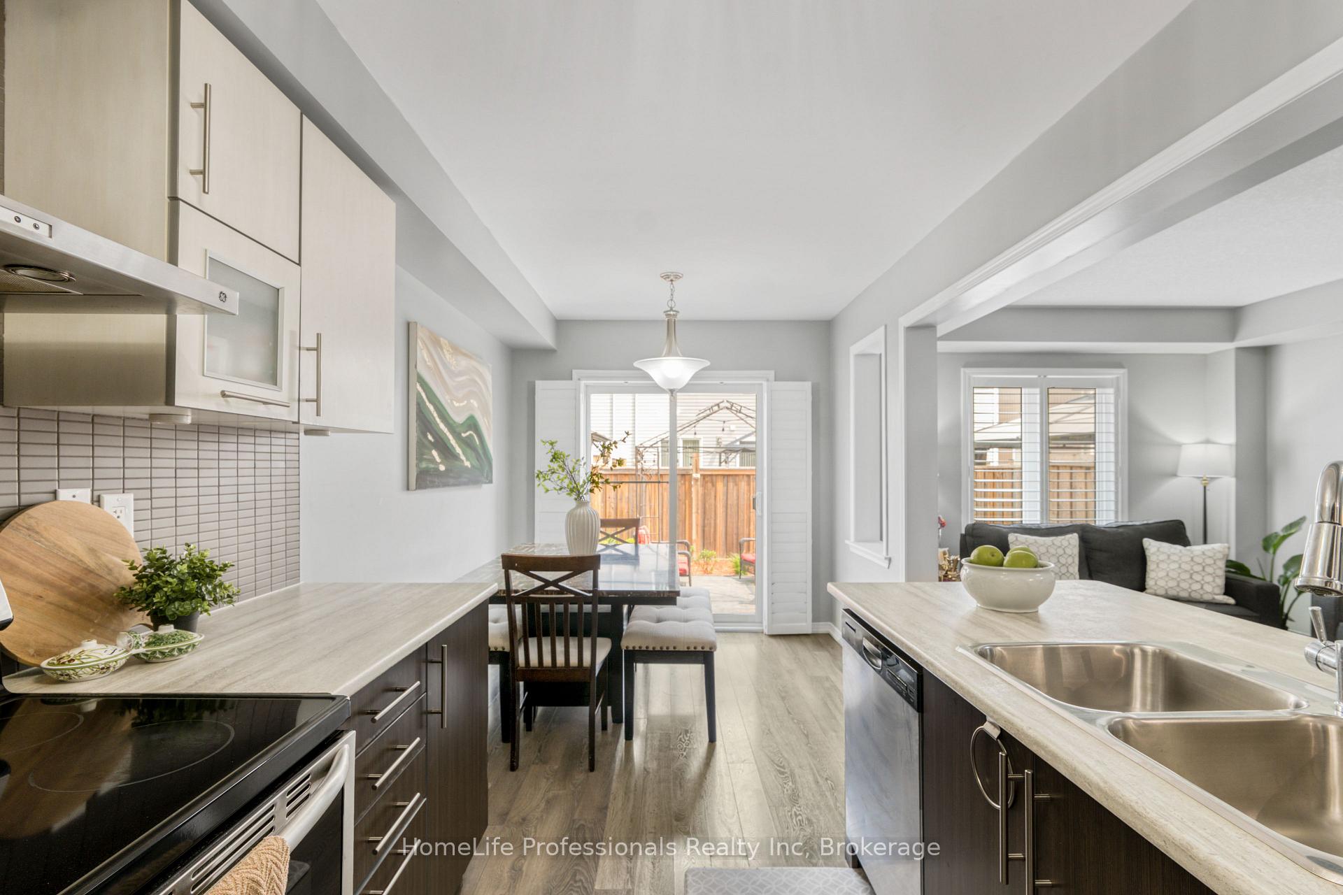 Photo 19 of 186 Whitwell Way, Hamilton, Binbrook — HOMEH