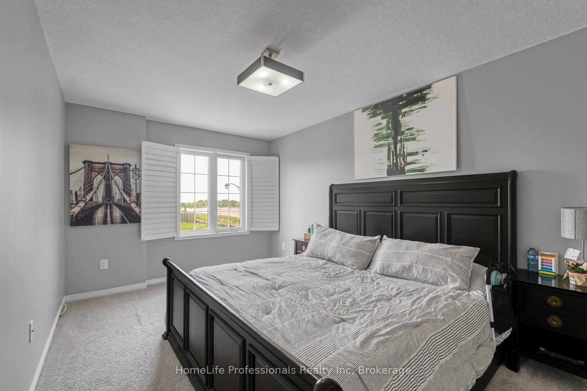 Photo 35 of 186 Whitwell Way, Hamilton, Binbrook — HOMEH