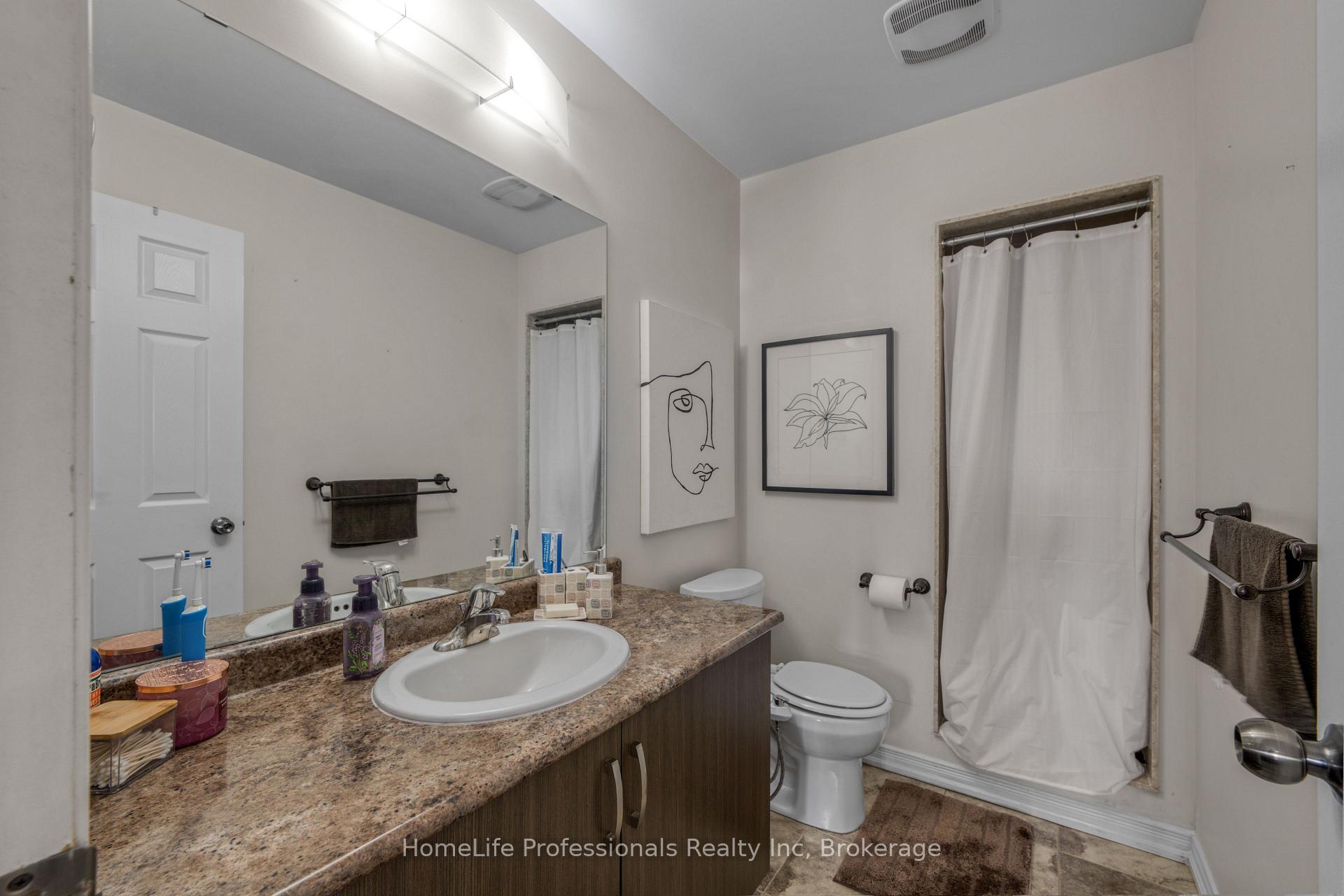 Photo 37 of 186 Whitwell Way, Hamilton, Binbrook — HOMEH