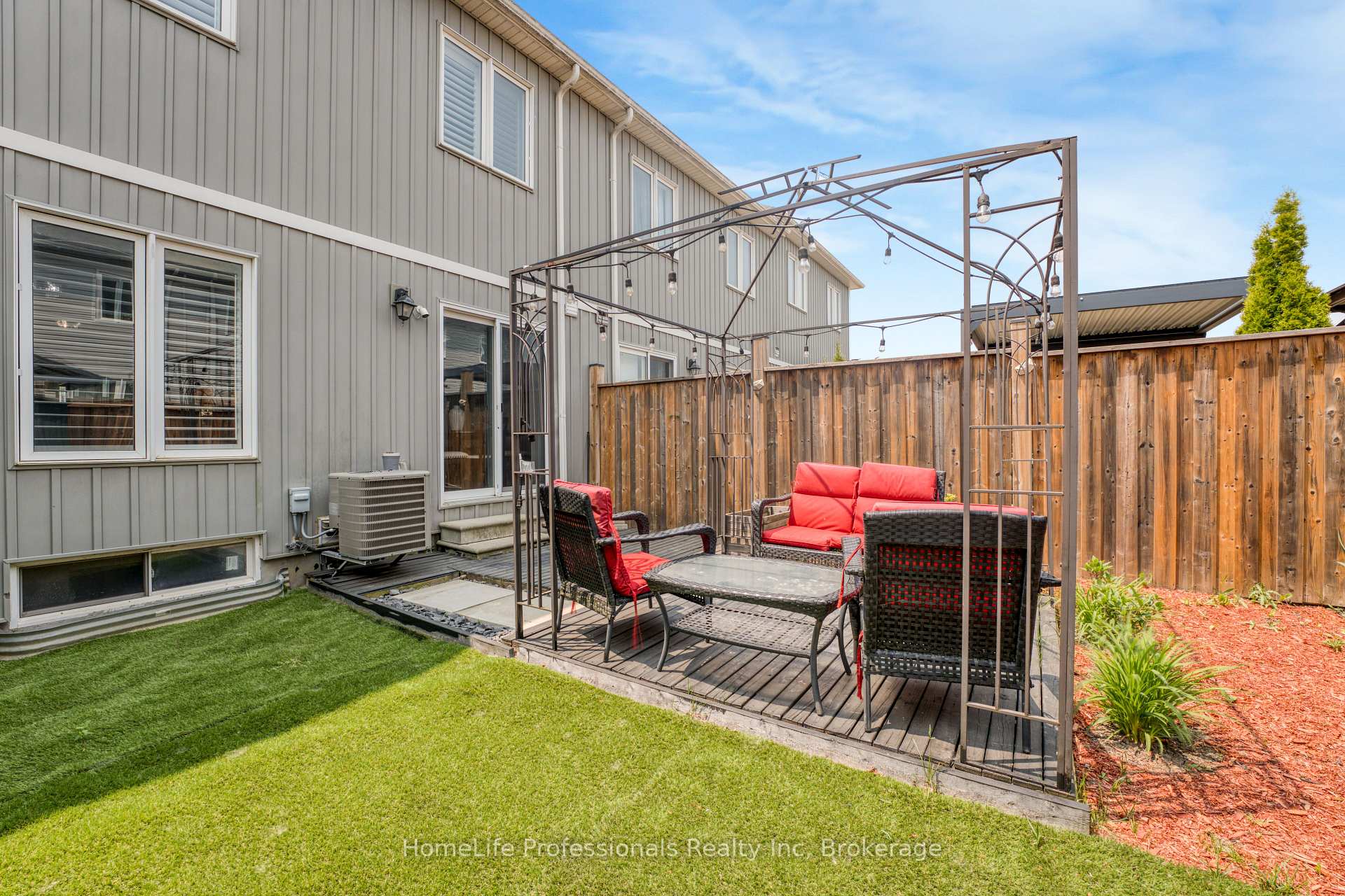 Photo 48 of 186 Whitwell Way, Hamilton, Binbrook — HOMEH