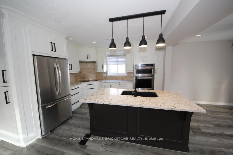 Photo 4 of 123 Kerwood Drive, Cambridge — HOMEH