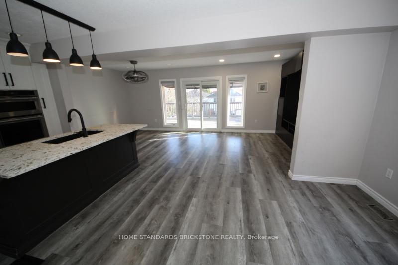 Photo 8 of 123 Kerwood Drive, Cambridge — HOMEH