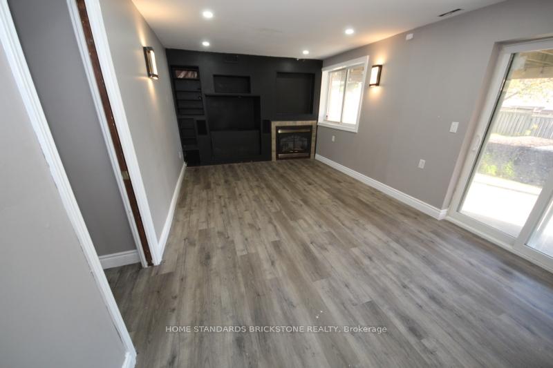 Photo 28 of 123 Kerwood Drive, Cambridge — HOMEH