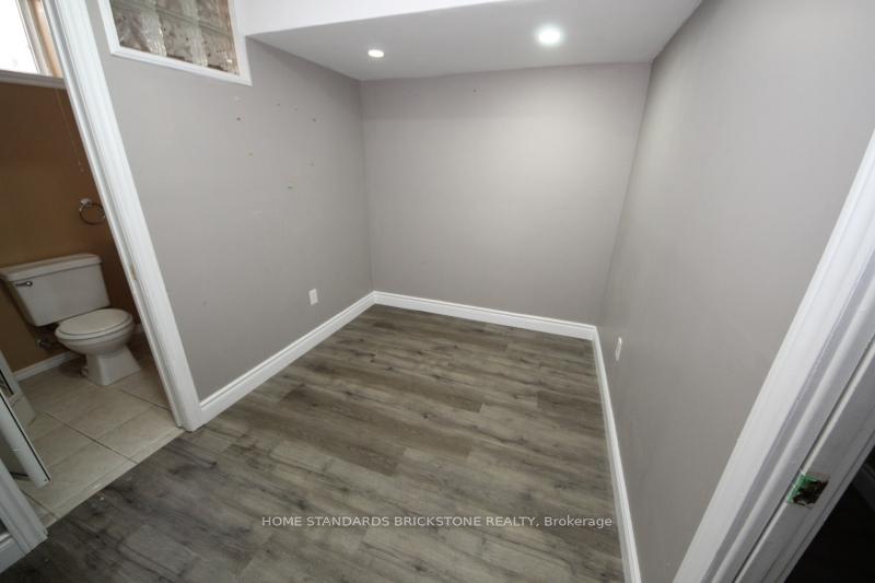 Photo 31 of 123 Kerwood Drive, Cambridge — HOMEH