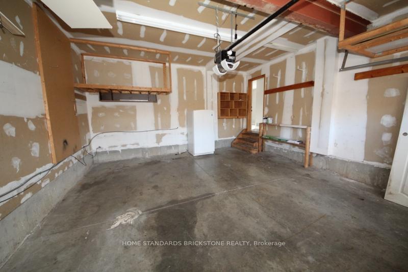 Photo 36 of 123 Kerwood Drive, Cambridge — HOMEH