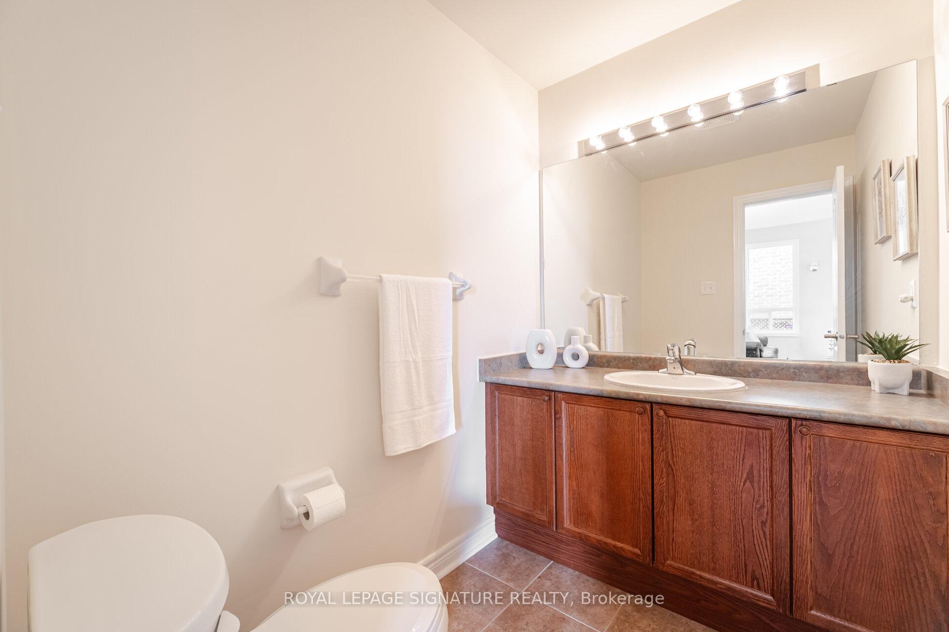 Photo 23 of 16 Aria Lane, Brampton, Bramalea North Industrial — HOMEH