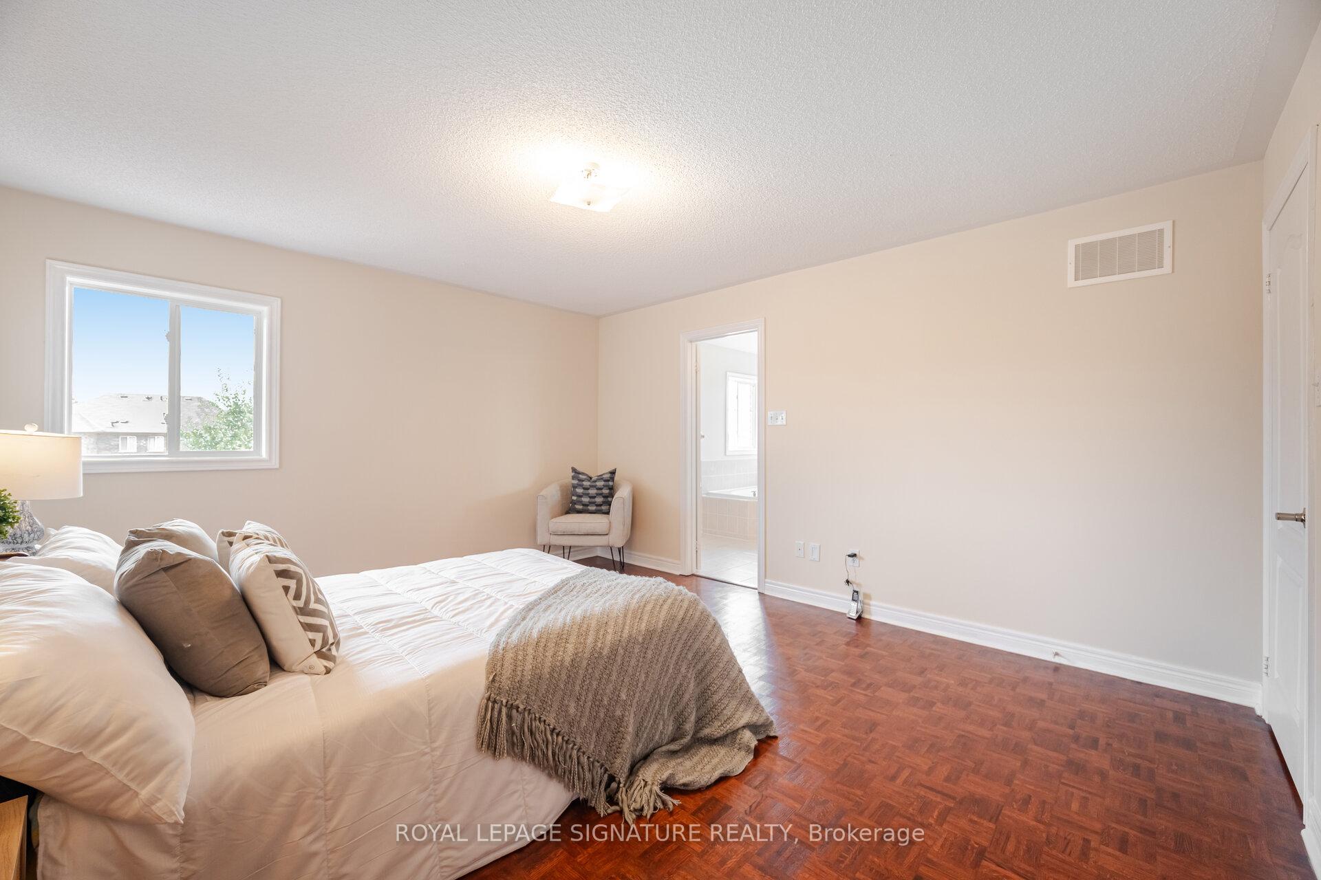 Photo 28 of 16 Aria Lane, Brampton, Bramalea North Industrial — HOMEH