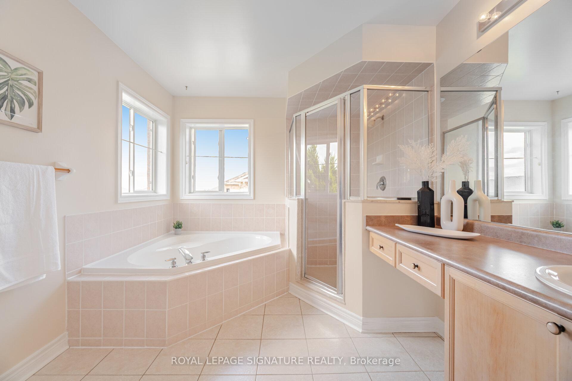 Photo 30 of 16 Aria Lane, Brampton, Bramalea North Industrial — HOMEH