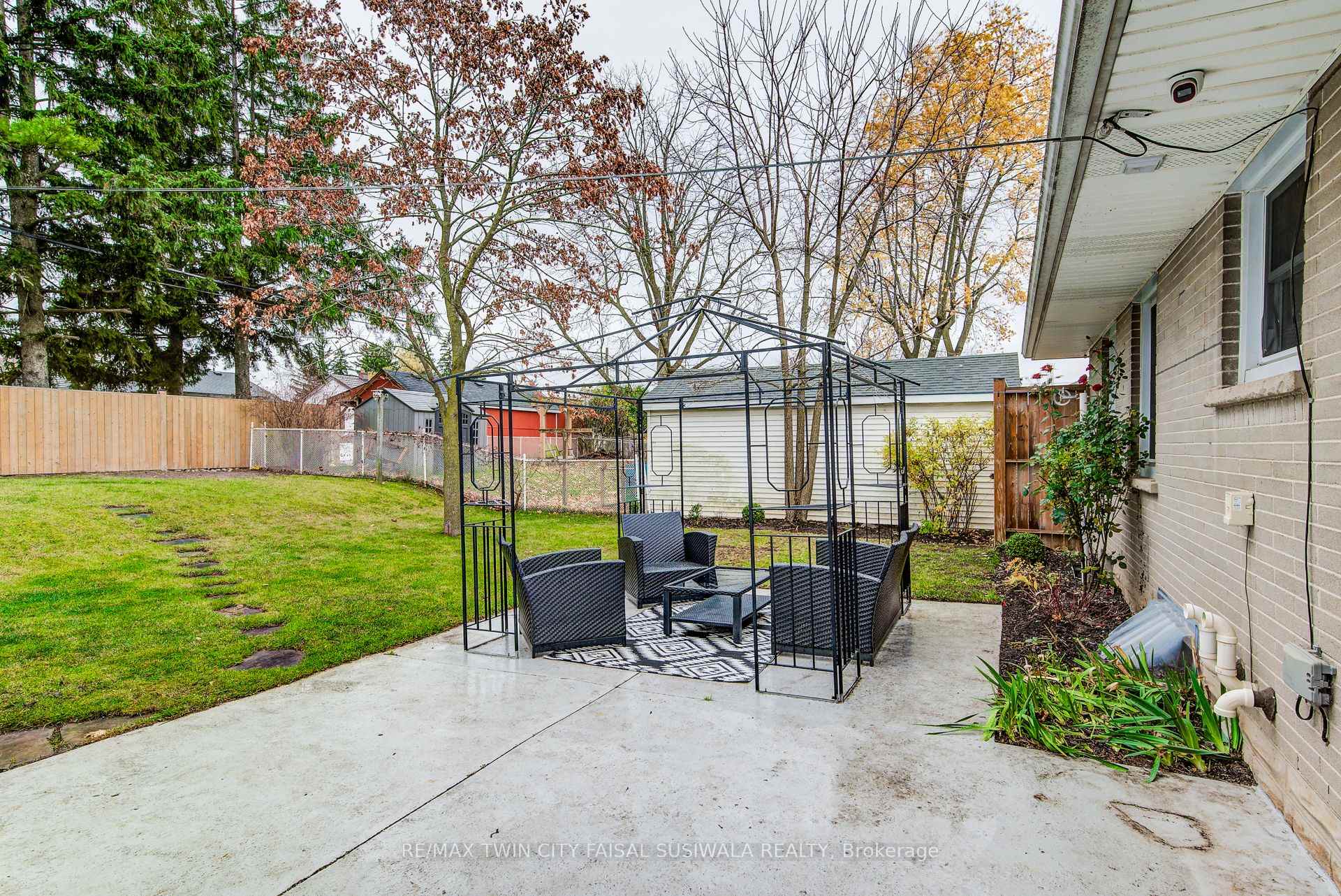 Photo 6 of 114 Rife Avenue, Cambridge — HOMEH