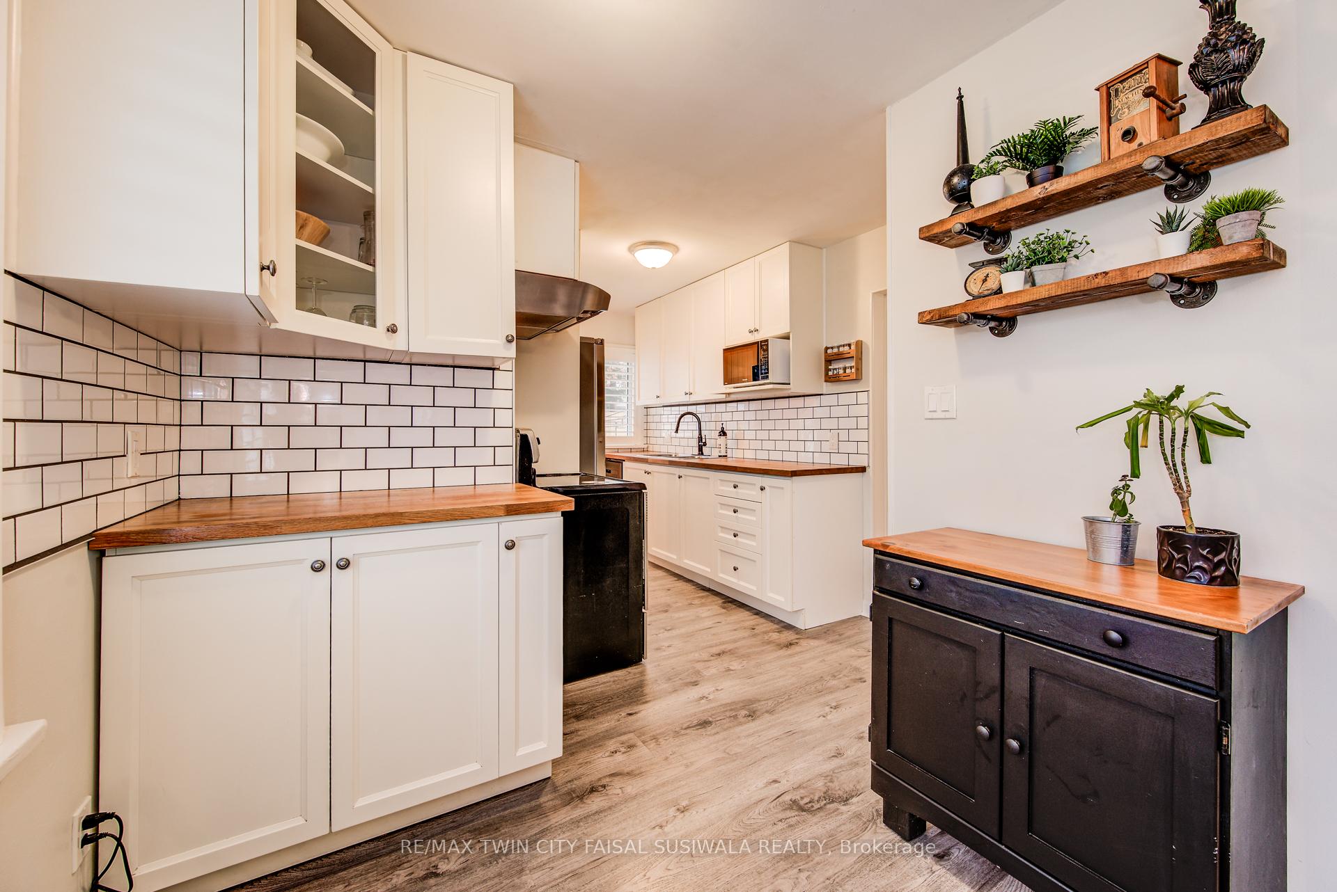 Photo 14 of 114 Rife Avenue, Cambridge — HOMEH