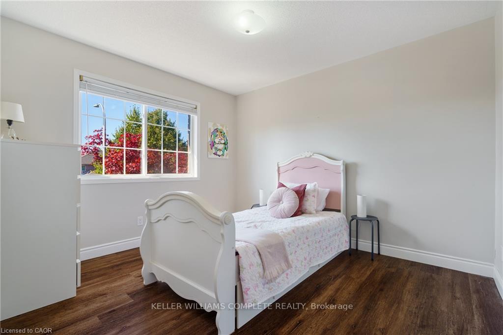 Photo 27 of 44 Grassyplain Drive, Hamilton, Rural Glanbrook — HOMEH