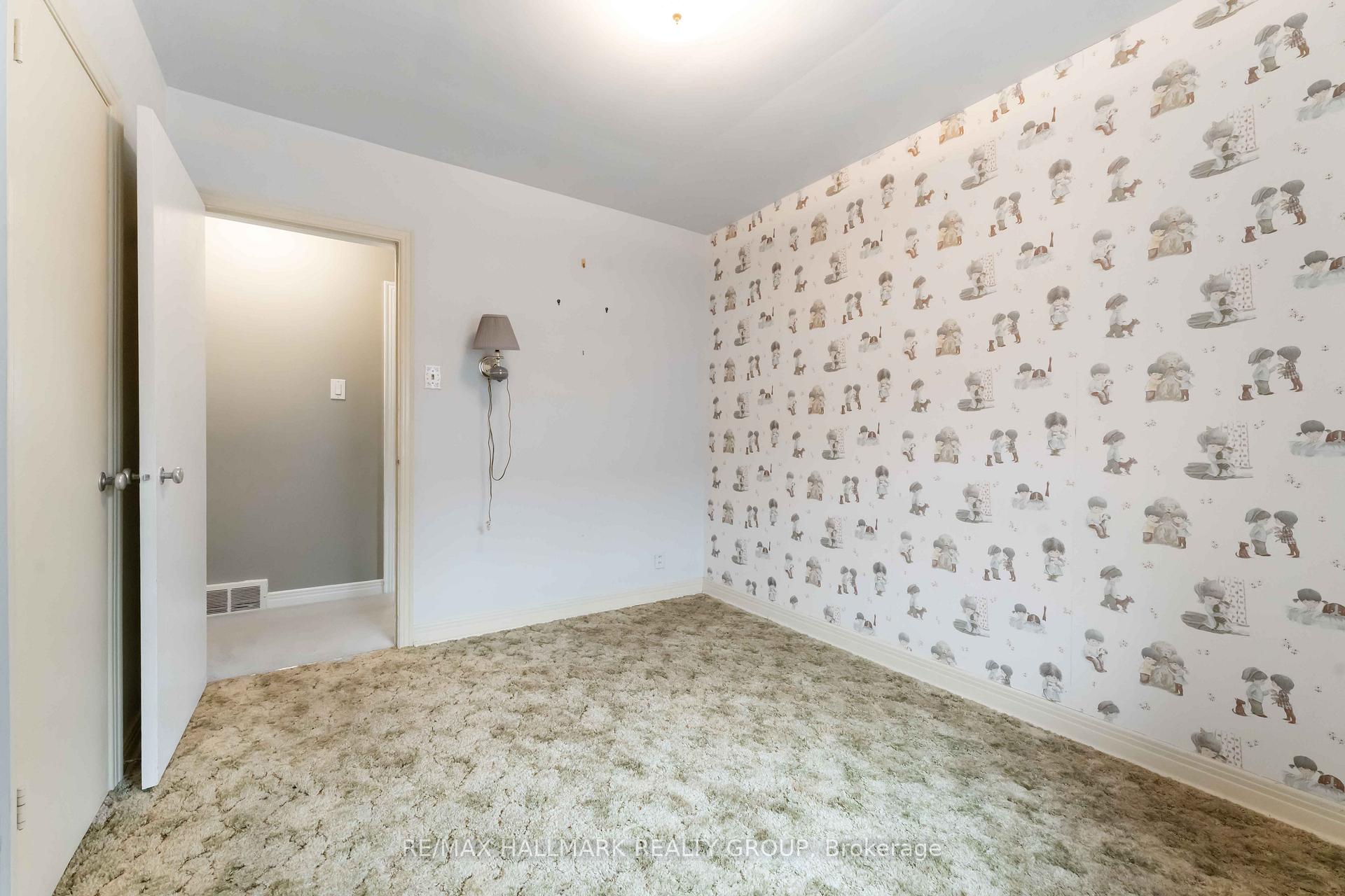 Photo 26 of 2055 Neepawa Avenue, Ottawa, Carlingwood — HOMEH