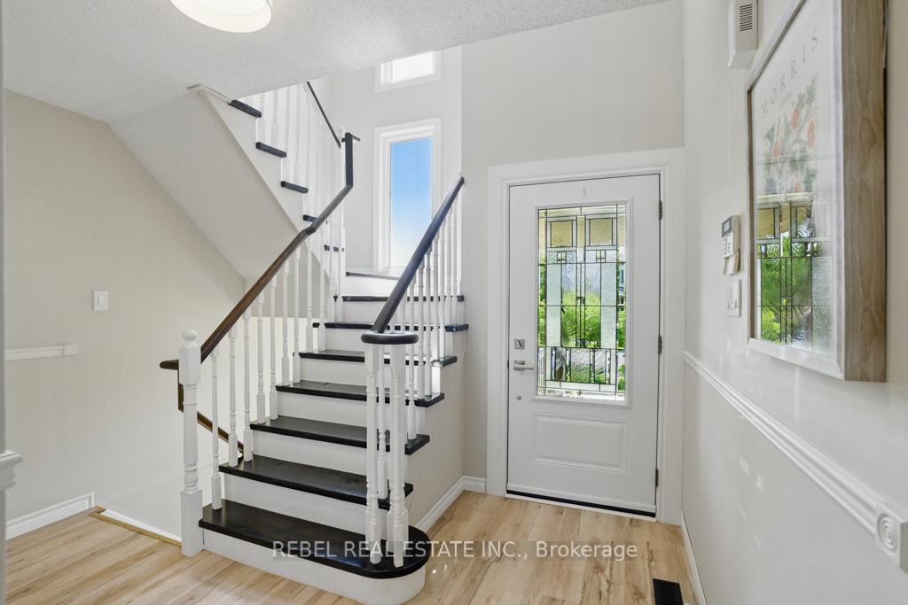 Photo 3 of 258 Andrew Street, Clarington, Newcastle — HOMEH