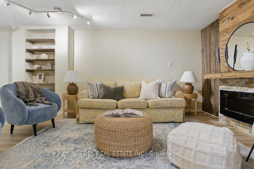 Photo 28 of 258 Andrew Street, Clarington, Newcastle — HOMEH