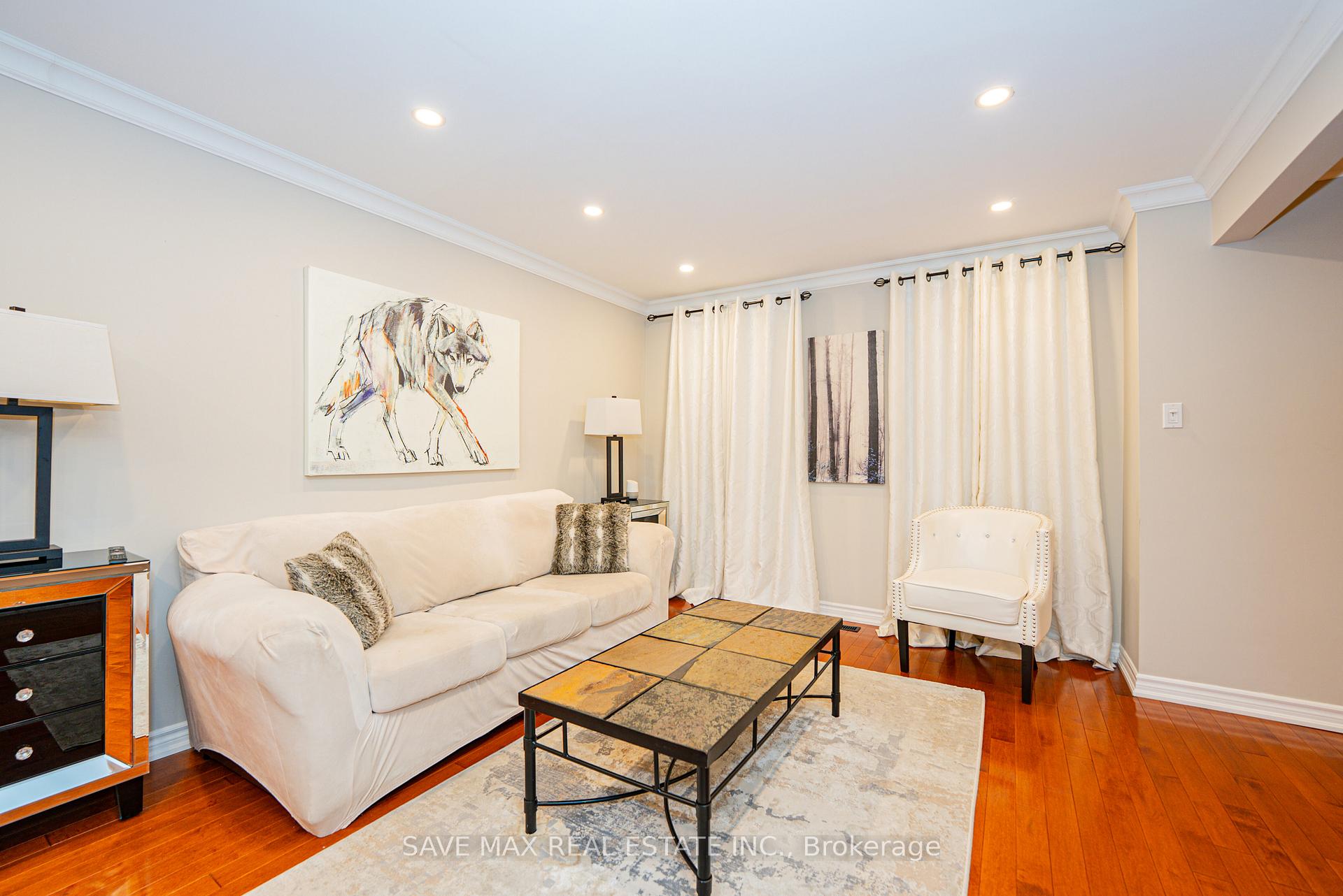 Photo 9 of 22 Marengo Court, Brampton, Central Park — HOMEH