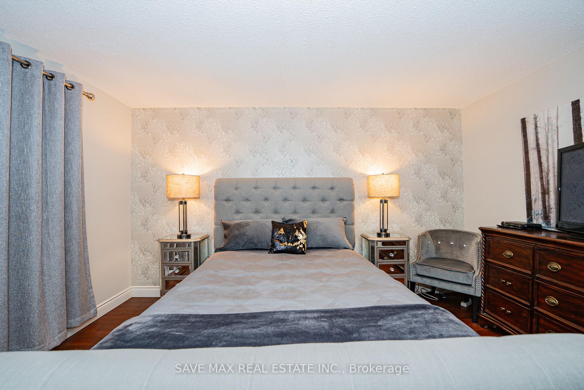 Photo 14 of 22 Marengo Court, Brampton, Central Park — HOMEH