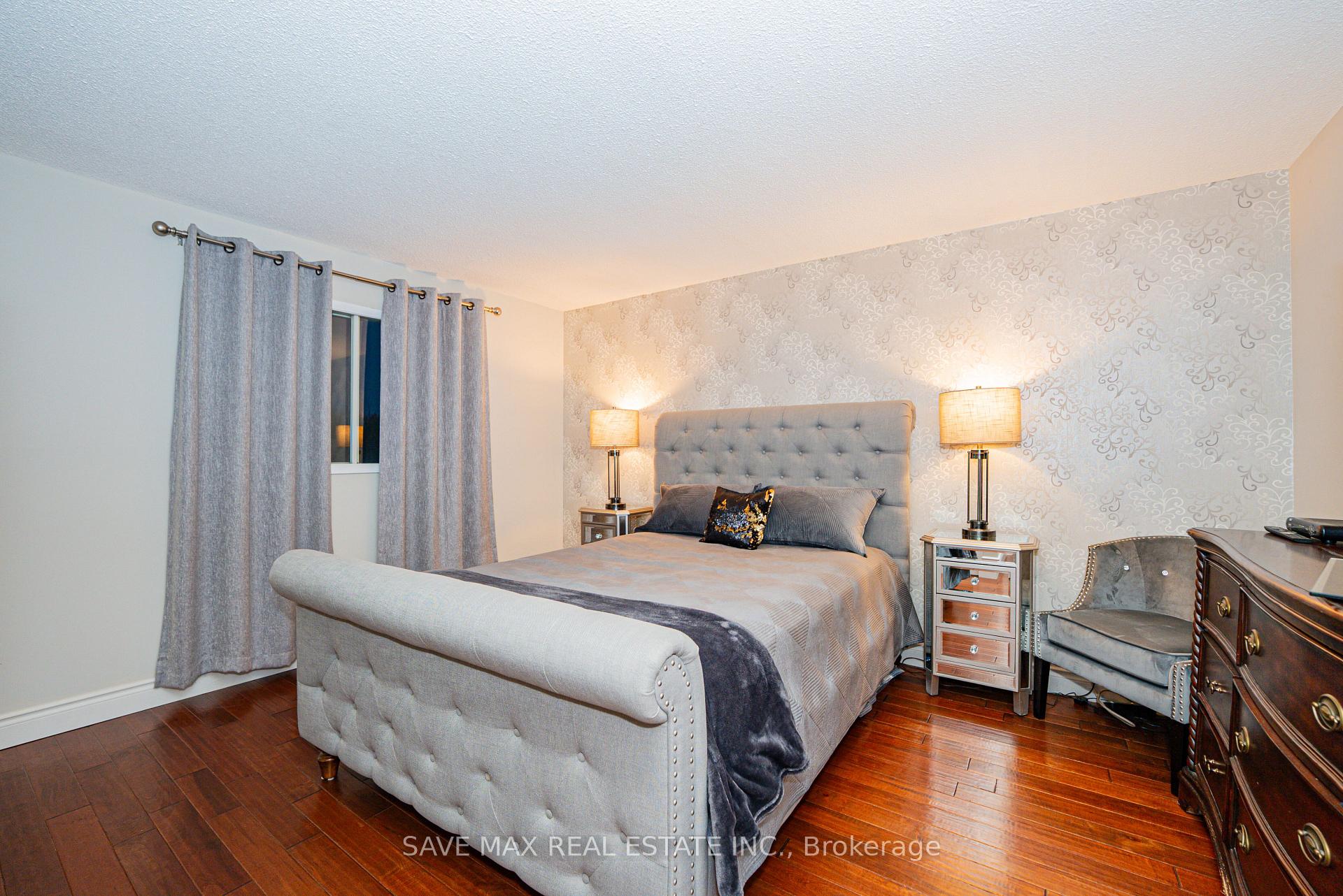 Photo 15 of 22 Marengo Court, Brampton, Central Park — HOMEH