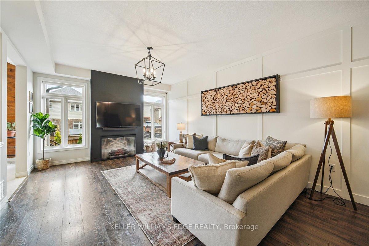 Photo 10 of 103 Cutts Crescent, Hamilton, Binbrook — HOMEH