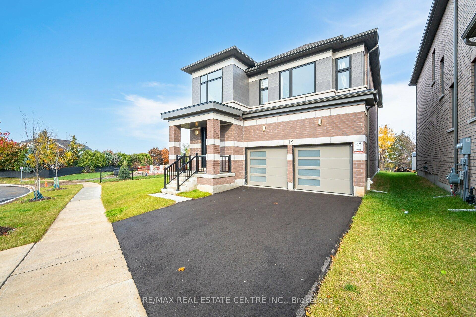 Photo 38 of 115 Crossmore Crescent, Cambridge — HOMEH