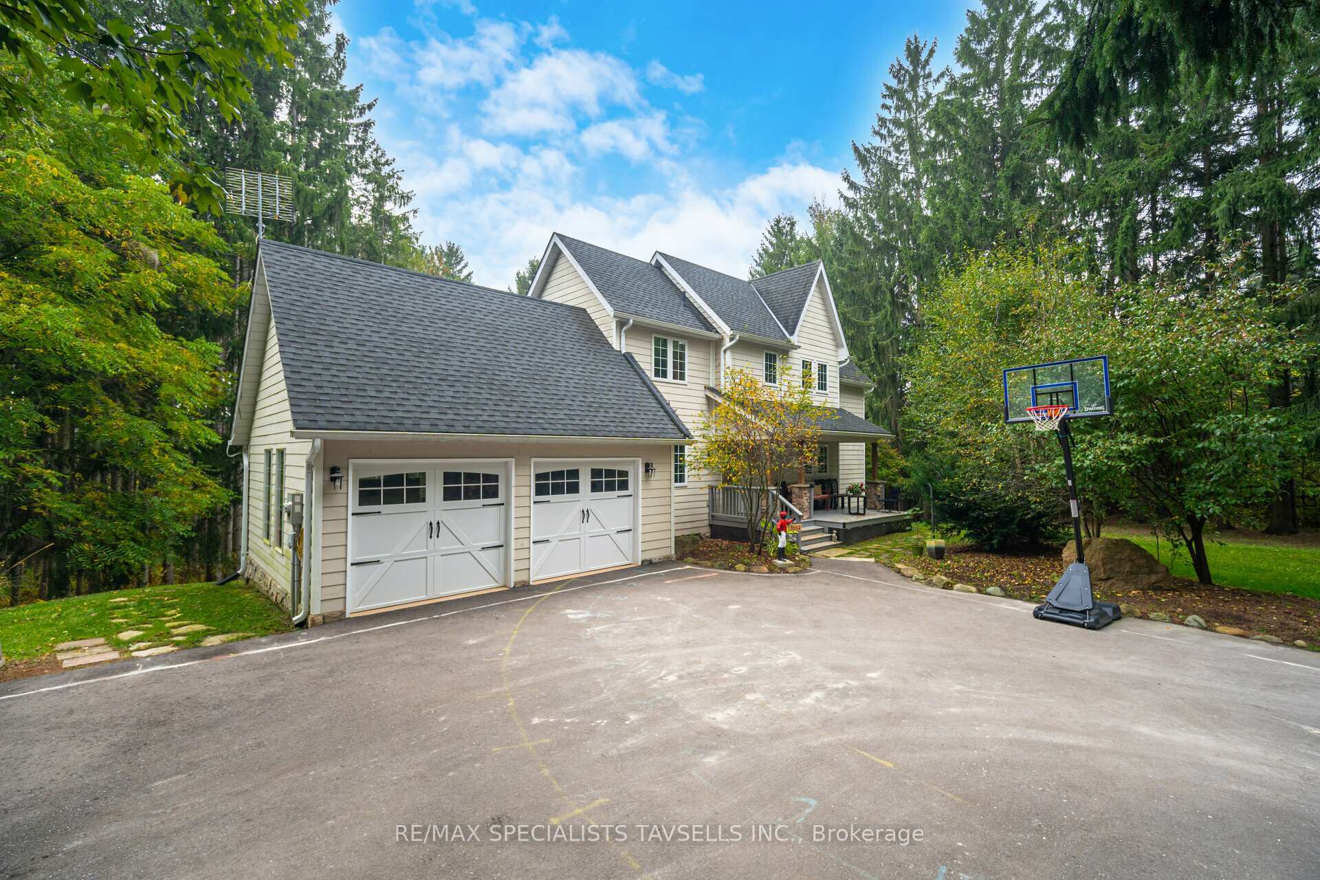 Photo 1 of 5593 Escarpment Side Road, Caledon, Caledon East — HOMEH