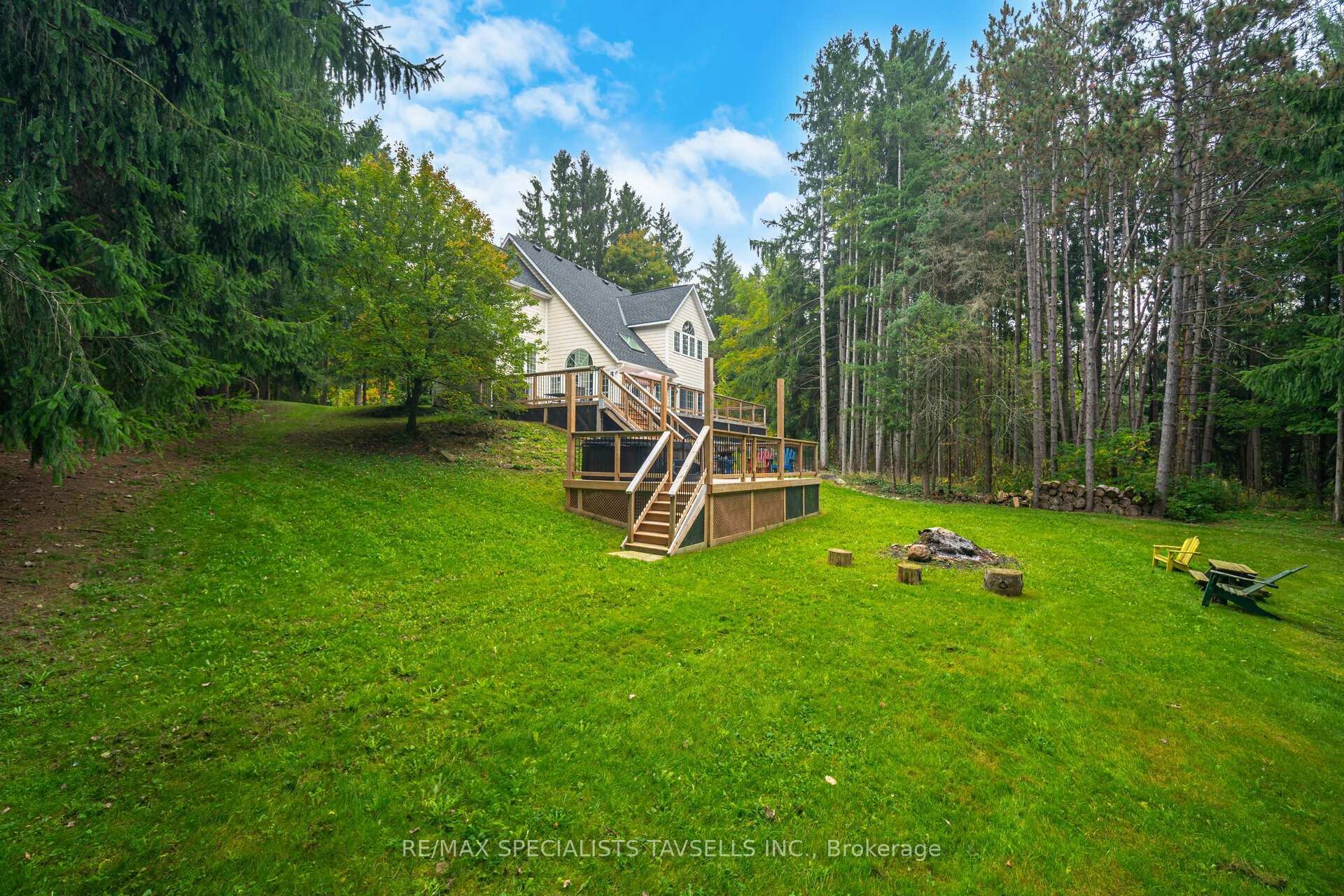 Photo 4 of 5593 Escarpment Side Road, Caledon, Caledon East — HOMEH