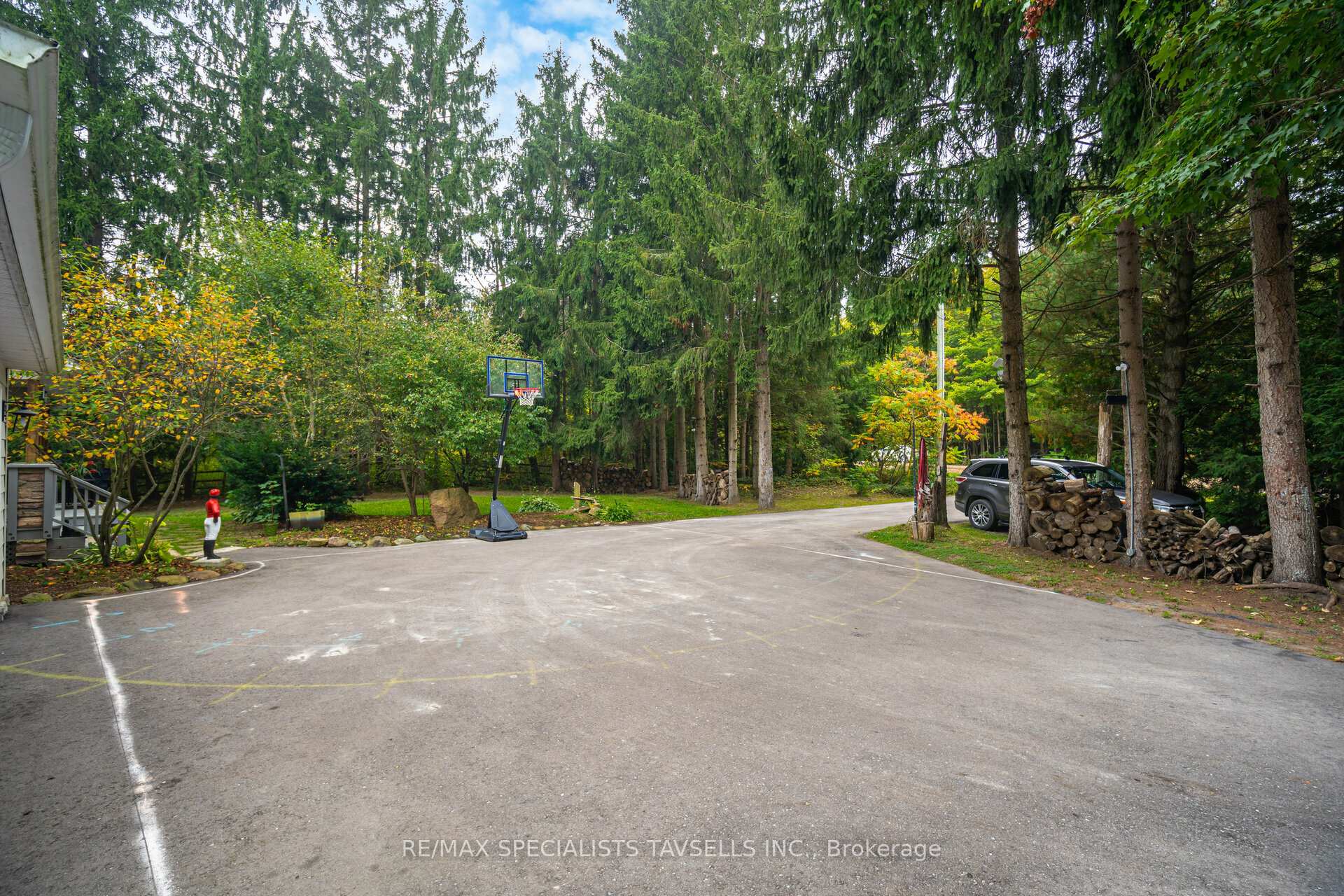 Photo 30 of 5593 Escarpment Side Road, Caledon, Caledon East — HOMEH