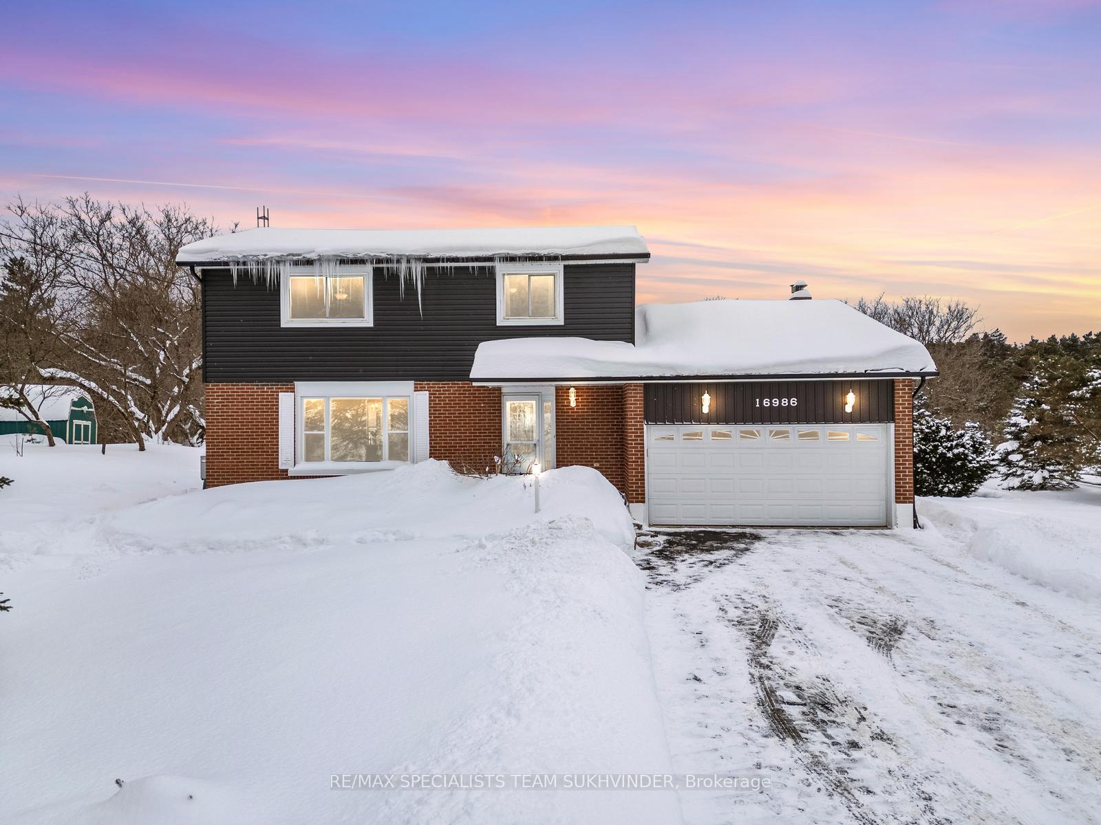 Front of 16986 Albion Trail Road