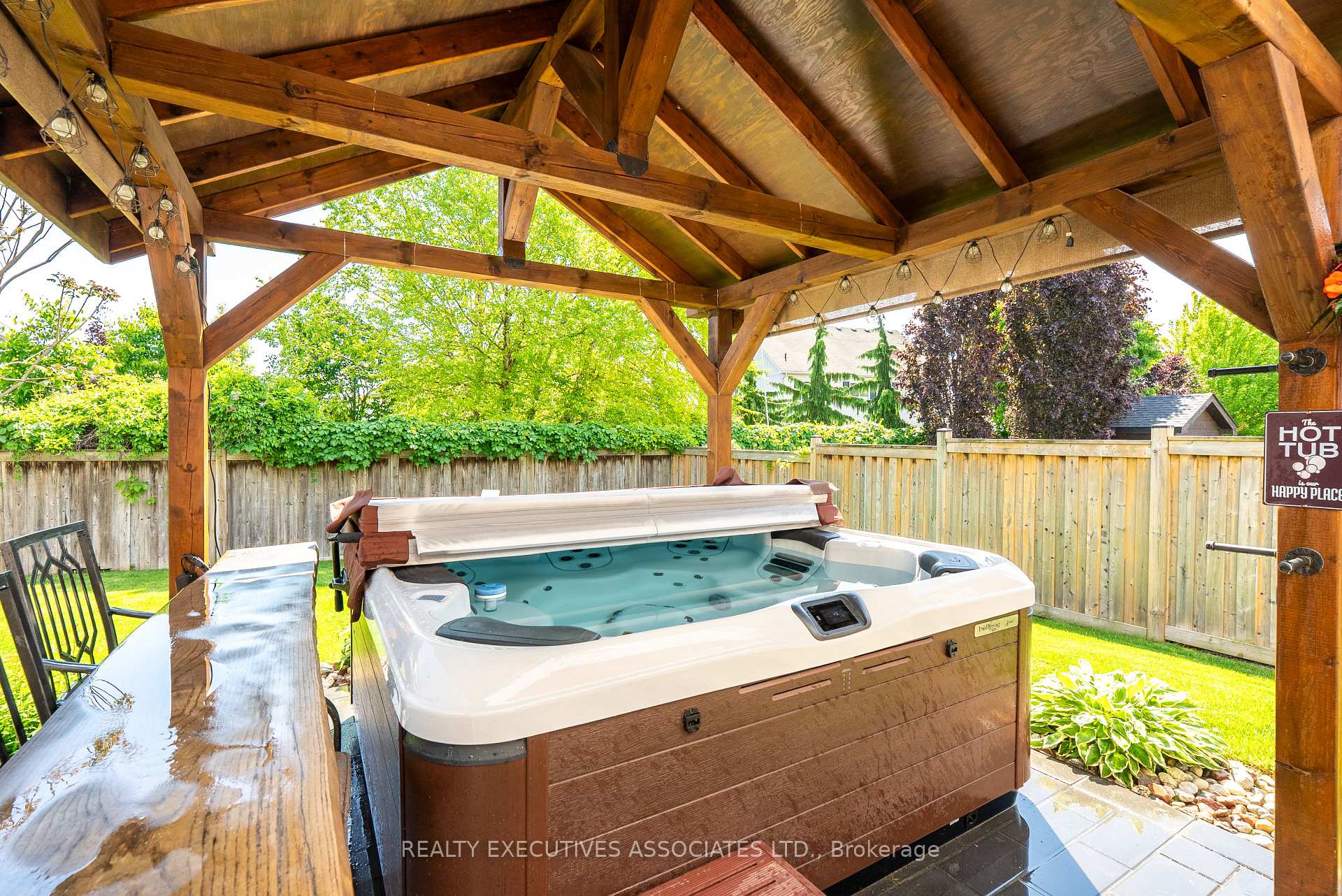 Photo 32 of 35 Gimblett Street, Clarington, Bowmanville — HOMEH