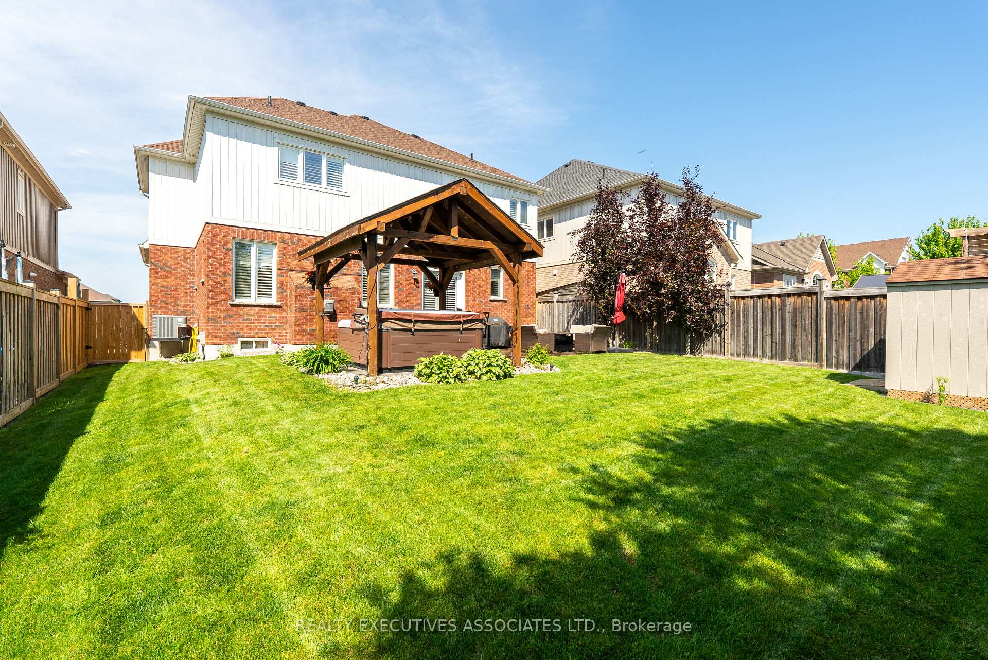 Photo 35 of 35 Gimblett Street, Clarington, Bowmanville — HOMEH