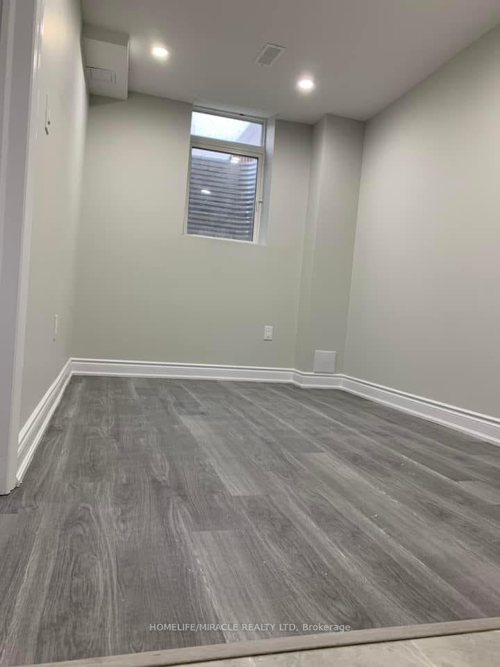 Photo 4 of Unit Basement, 65 Versailles Crescent, Brampton, Bram East — HOMEH