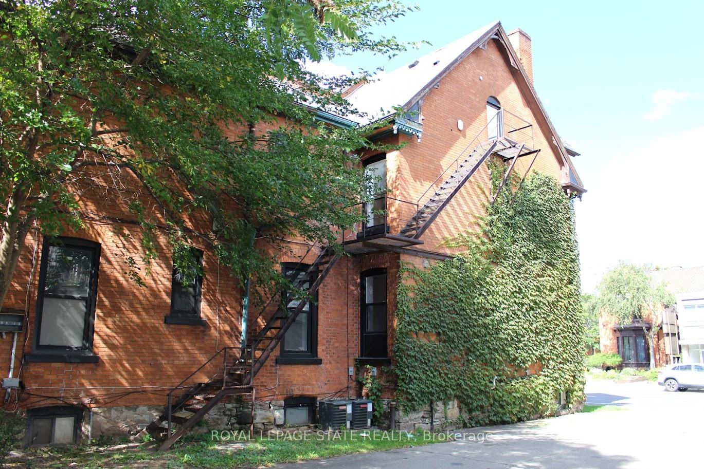 Photo 3 of 500 Main Street E, Hamilton, Stinson — HOMEH