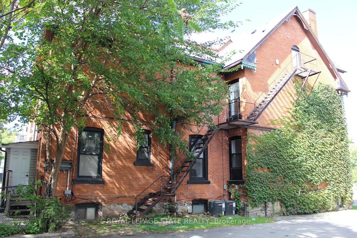 Photo 4 of 500 Main Street E, Hamilton, Stinson — HOMEH