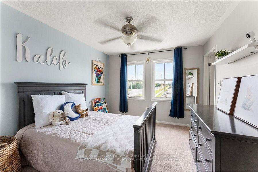 Photo 19 of 51 Richard Davies Crescent, Clarington, Bowmanville — HOMEH