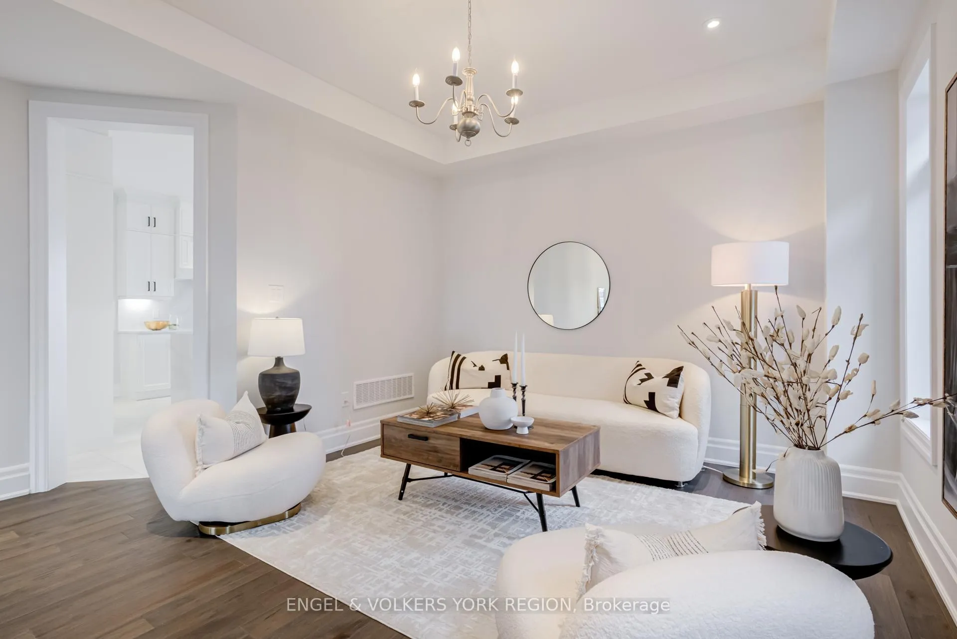 Photo 7 of 10 Keyworth Crescent, Brampton, Sandringham-Wellington North — HOMEH