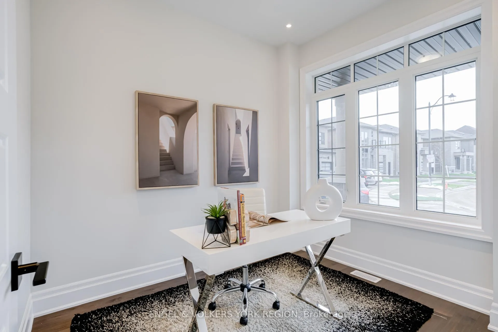 Photo 9 of 10 Keyworth Crescent, Brampton, Sandringham-Wellington North — HOMEH