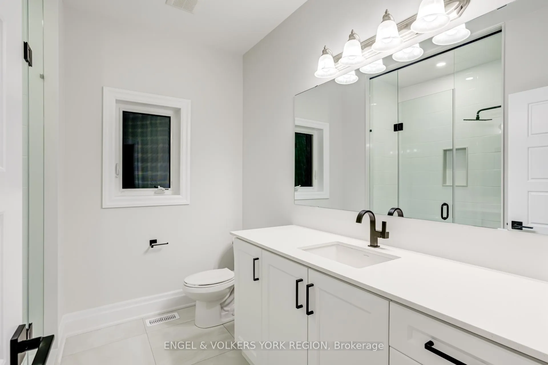 Photo 31 of 10 Keyworth Crescent, Brampton, Sandringham-Wellington North — HOMEH