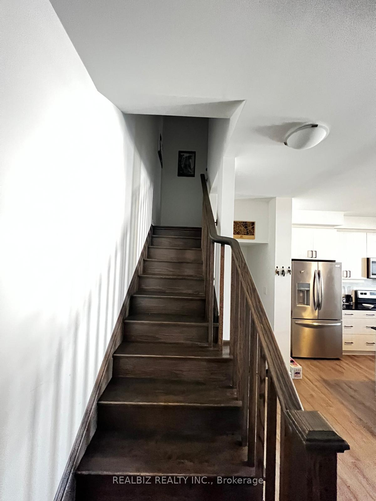 Photo 9 of 65 Keppel Circle, Brampton, Northwest Brampton — HOMEH