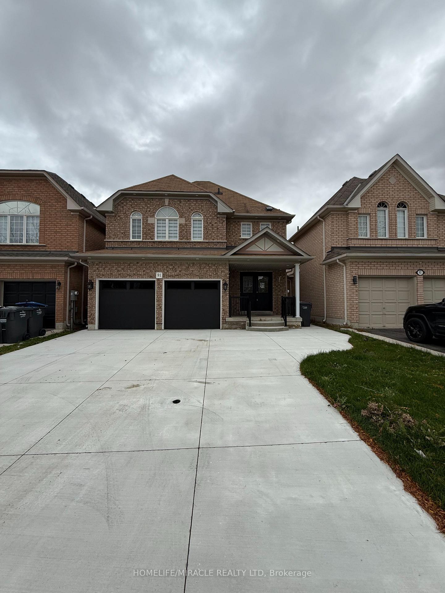 Photo 1 of 91 Buick Boulevard, Brampton, Fletcher's Meadow — HOMEH