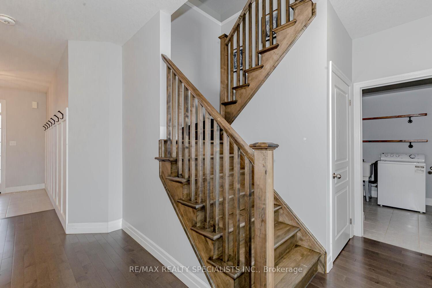 Photo 19 of 131 Freure Drive, Cambridge — HOMEH