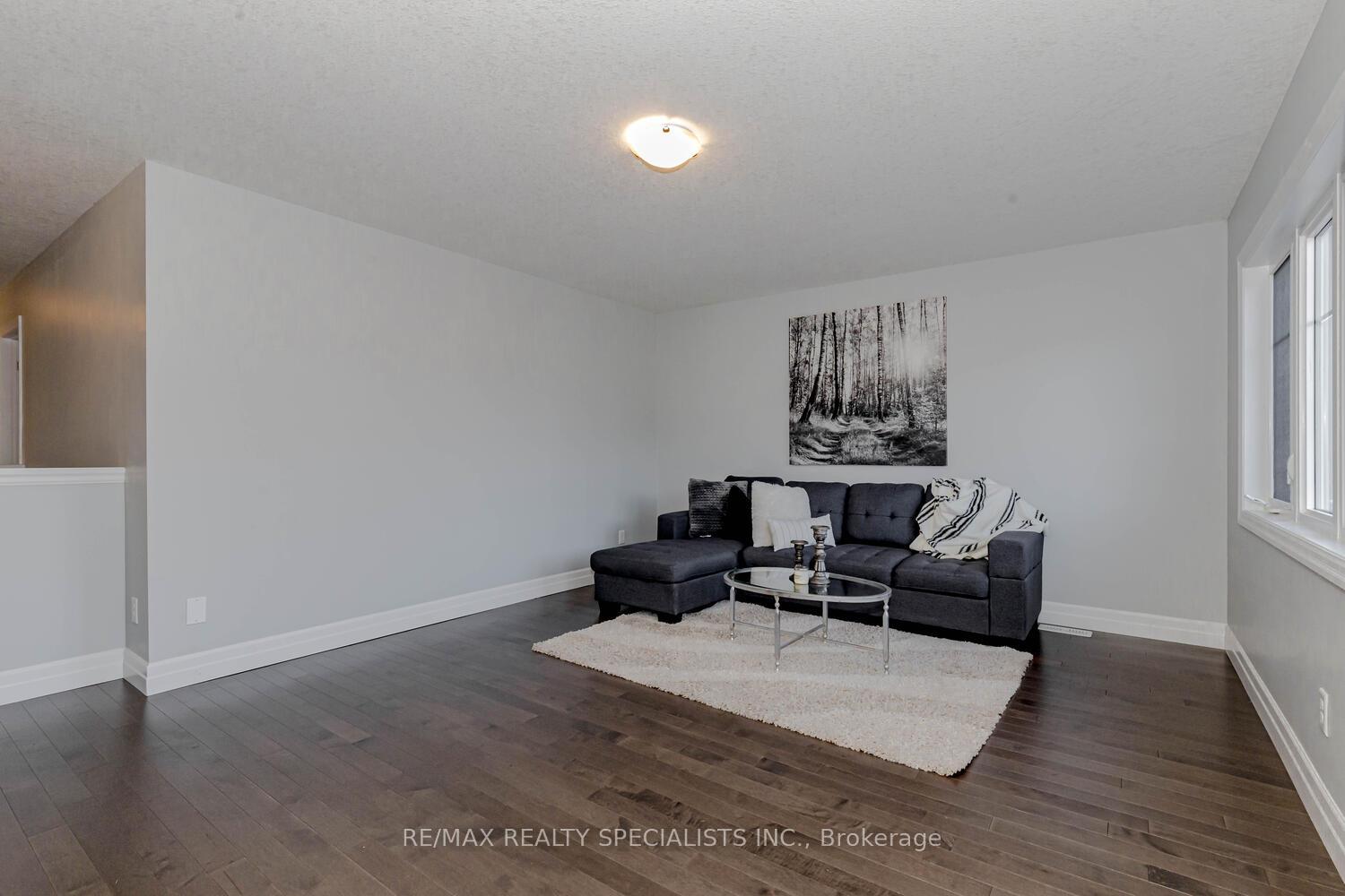 Photo 21 of 131 Freure Drive, Cambridge — HOMEH