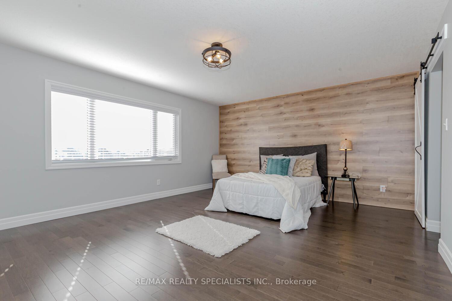 Photo 23 of 131 Freure Drive, Cambridge — HOMEH