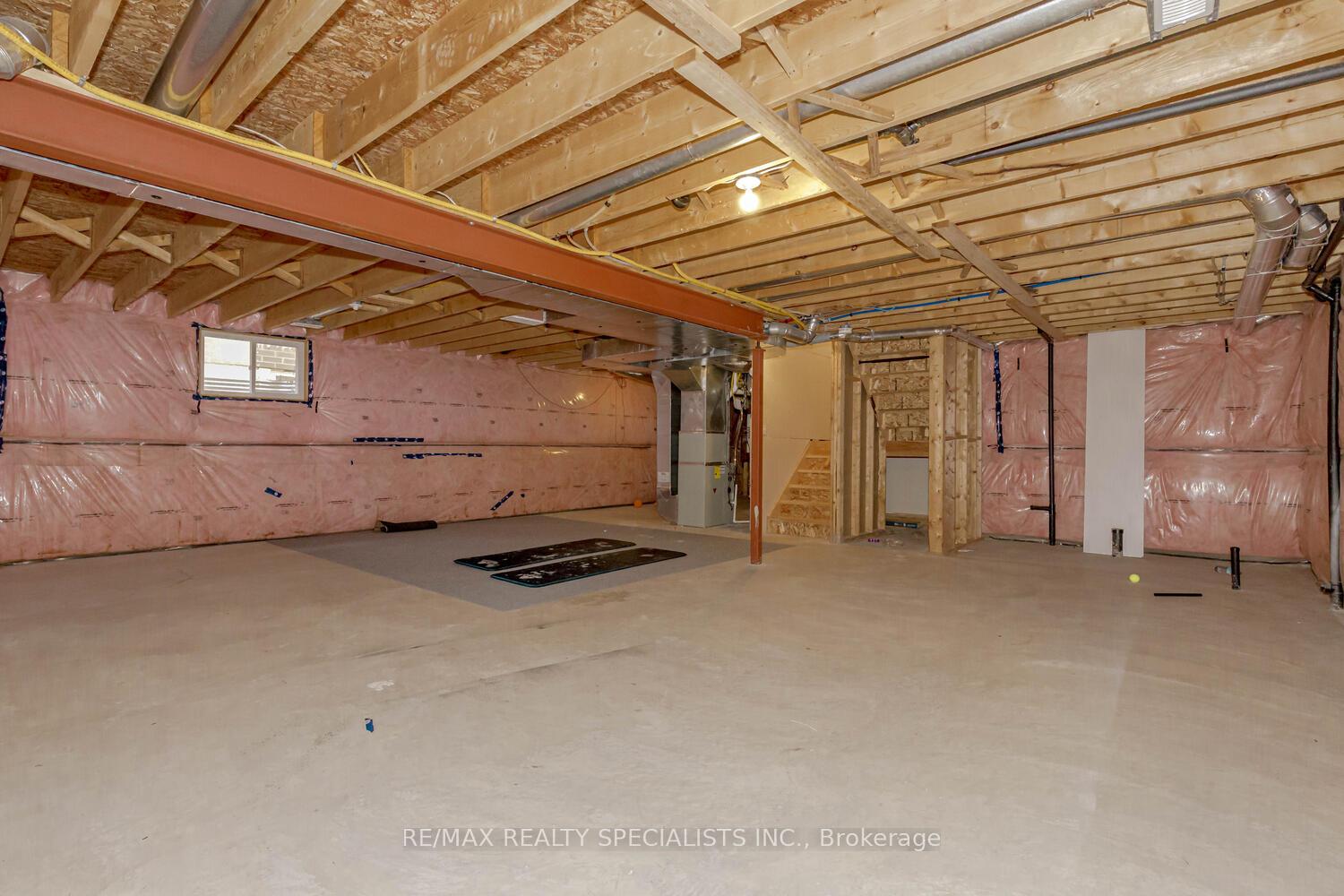 Photo 33 of 131 Freure Drive, Cambridge — HOMEH