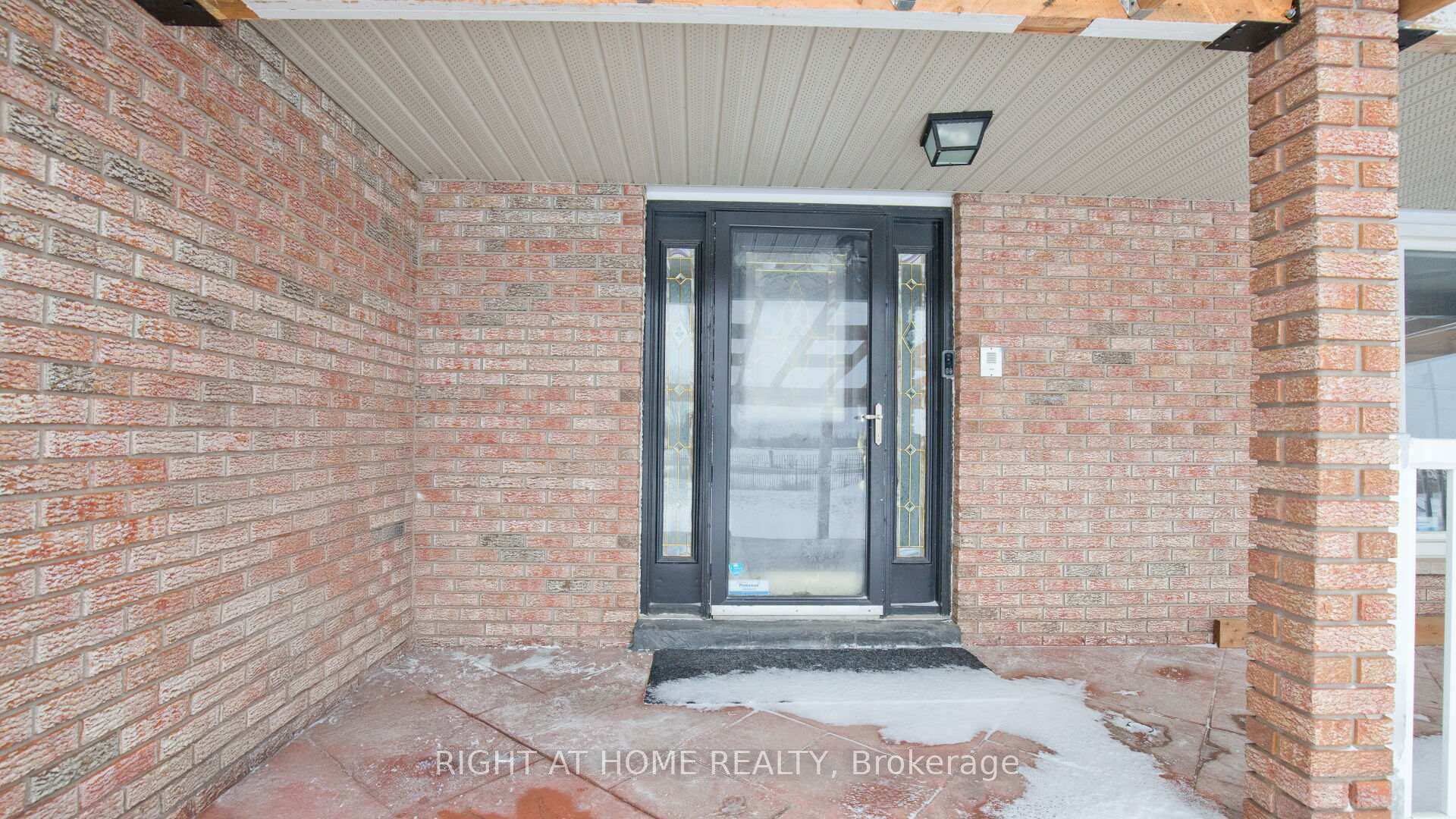 Photo 4 of 13612 Innis Lake Road, Caledon, Caledon Village — HOMEH