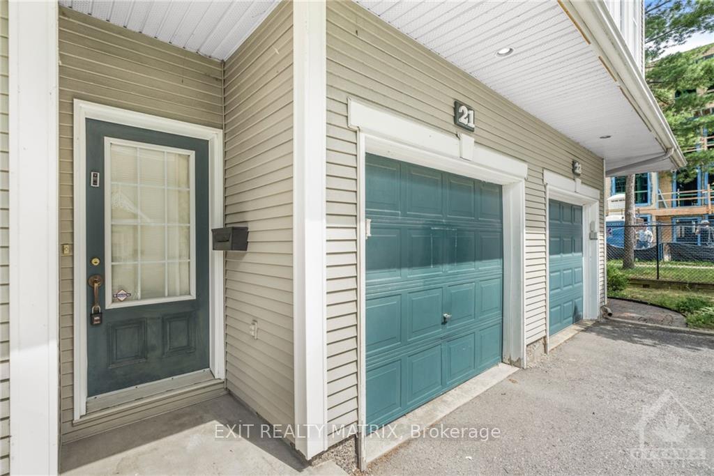Photo 4 of Unit 21, 825 Grenon Avenue, Ottawa, Britannia Heights — HOMEH