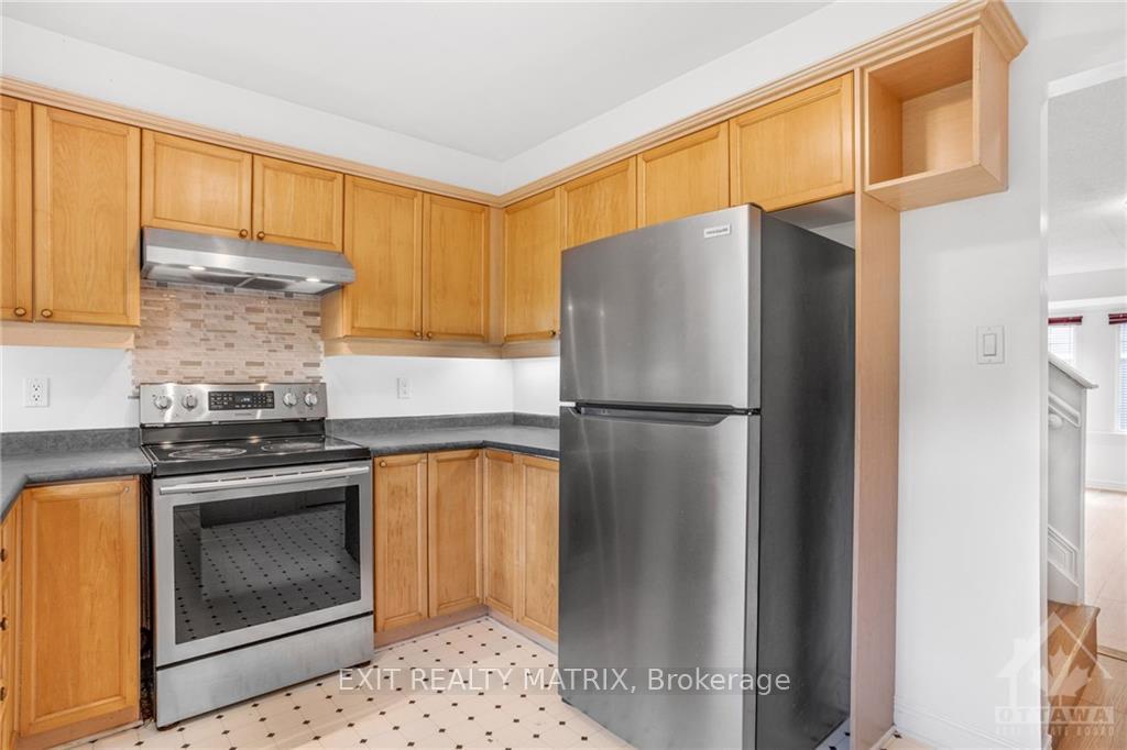 Photo 14 of Unit 21, 825 Grenon Avenue, Ottawa, Britannia Heights — HOMEH
