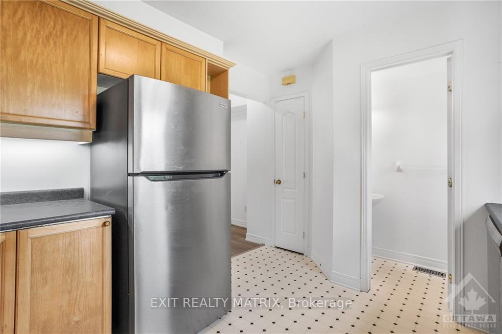 Photo 11 of Unit 21, 825 Grenon Avenue, Ottawa, Britannia Heights — HOMEH