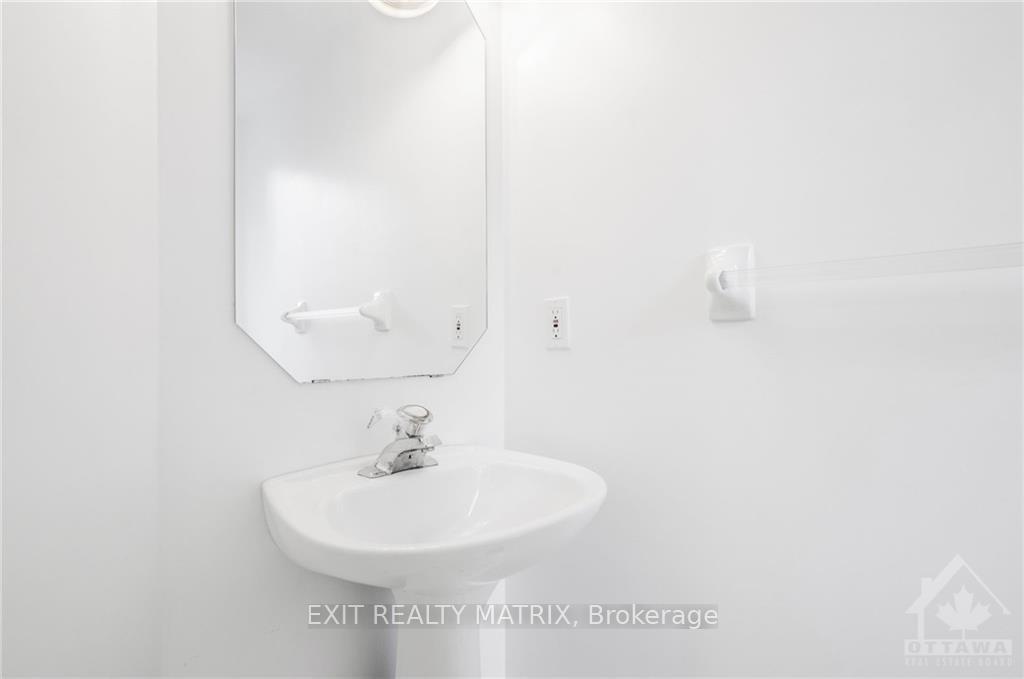 Photo 9 of Unit 21, 825 Grenon Avenue, Ottawa, Britannia Heights — HOMEH